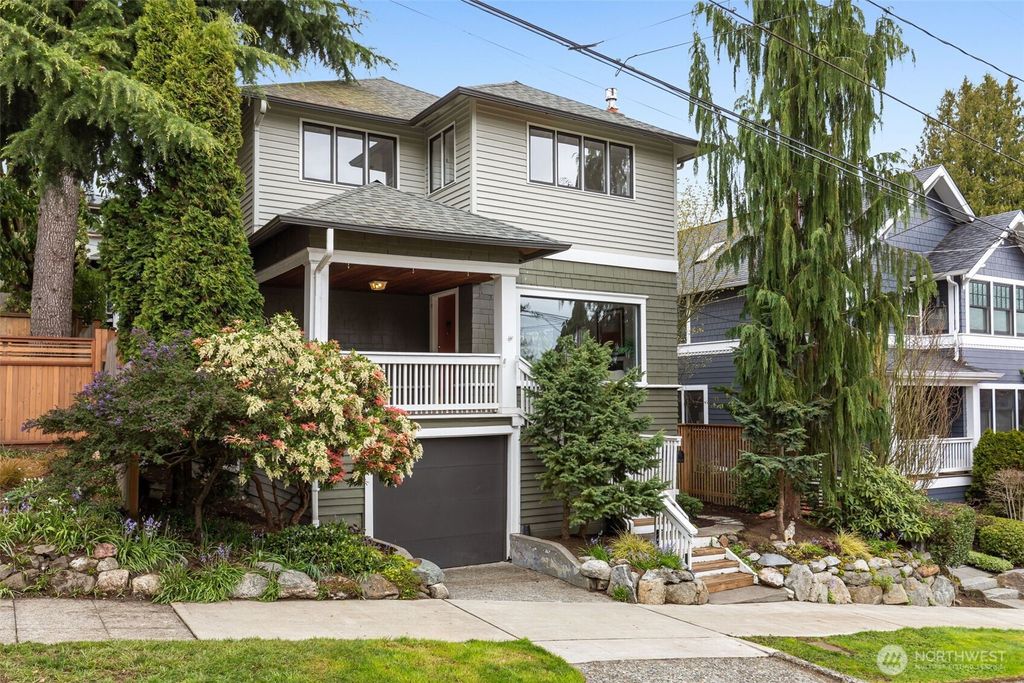 Photo of 2621 2nd Avenue N, Seattle, WA 98109 (MLS # 2507032)