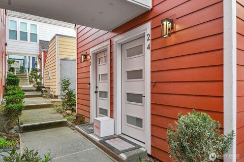 Photo of 2001 E Yesler Way #24, Seattle, WA 98122 (MLS # 2483671)