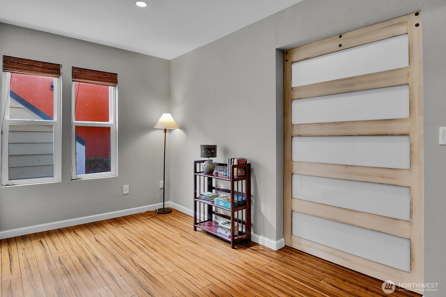 2001 E Yesler Way 24