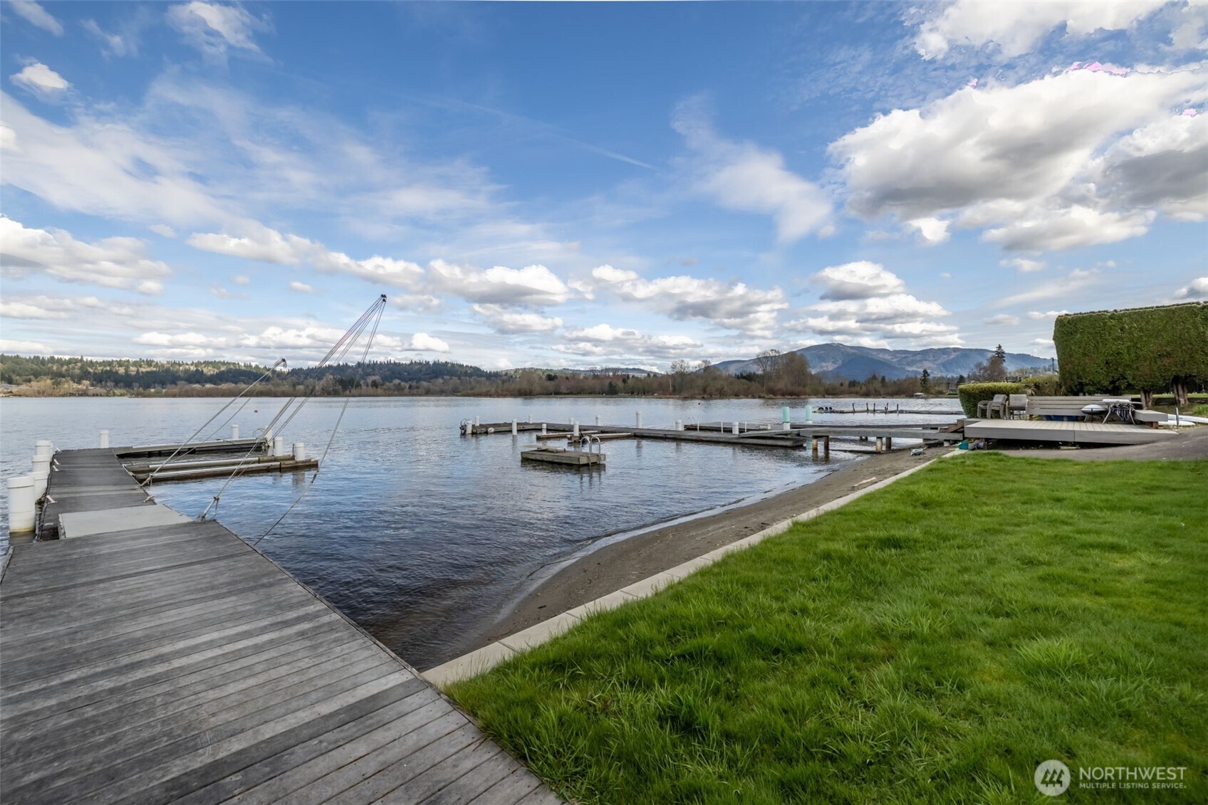 19523 SE 51st Street