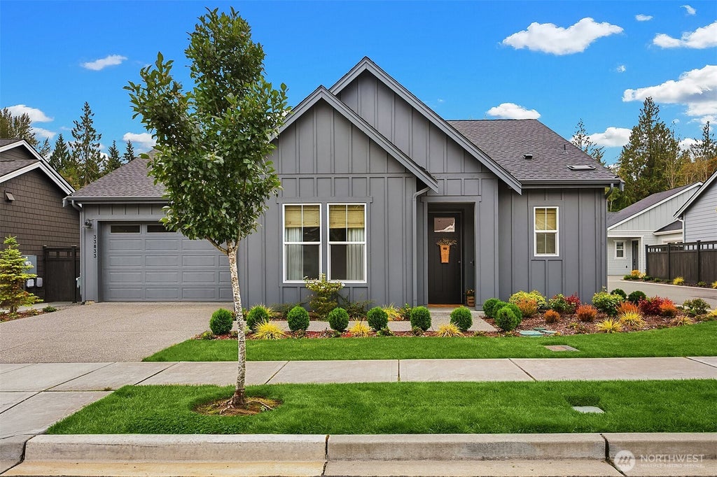 Photo of 33833 Buckeye Avenue SE, Black Diamond, WA 98010 (MLS # 2585522)