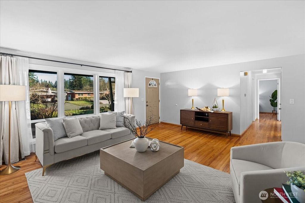 Photo of 2535 154th Avenue SE, Bellevue, WA 98007 (MLS # 2469482)