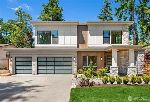 Photo of 719 19th Lane W, Kirkland, WA 98033 (MLS # 2558795)