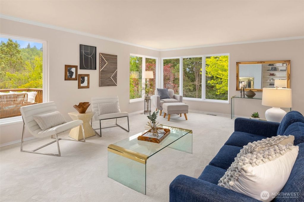 Photo of 7915 SE 34th Street, Mercer Island, WA 98040 (MLS # 2384605)