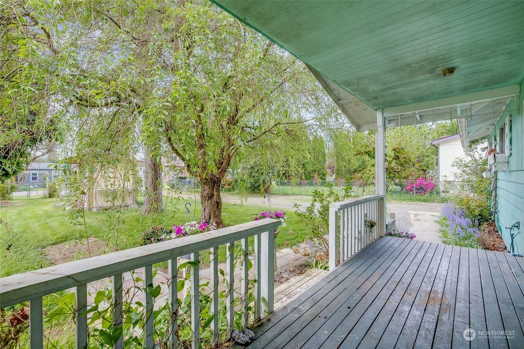 Photo of 17321 114th Place NE, Granite Falls, WA 98252 (MLS # 2066931)
