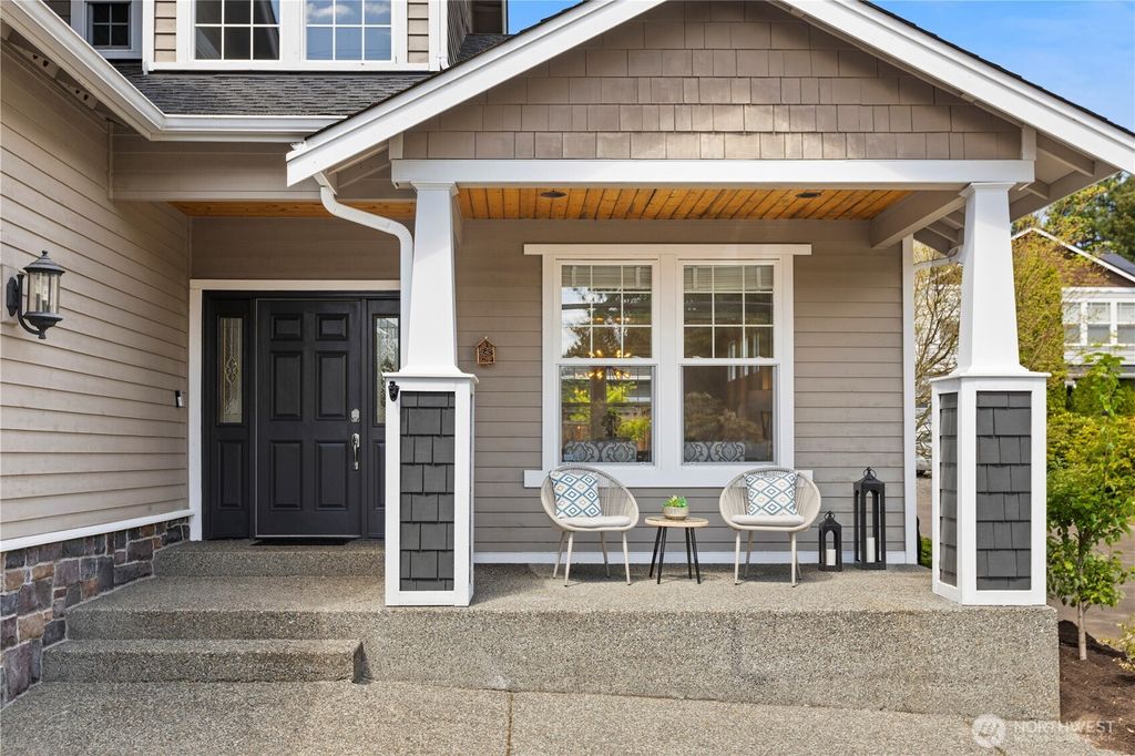 Photo of 14505 81st Court NE, Kenmore, WA 98028 (MLS # 2365143)