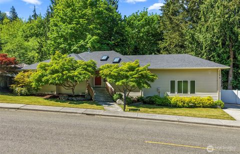 Photo of 4930 Narbeck Avenue, Everett, WA 98203 (MLS # 2523653)