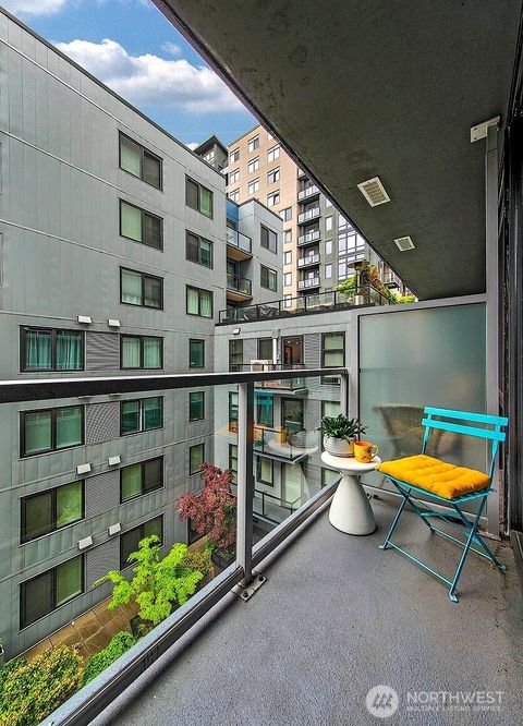 Photo of 76 Cedar Street #603, Seattle, WA 98121 (MLS # 2480537)