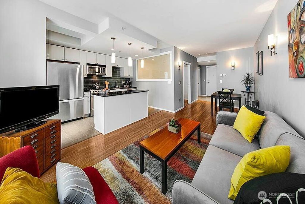 Photo of 76 Cedar Street #603, Seattle, WA 98121 (MLS # 2480537)