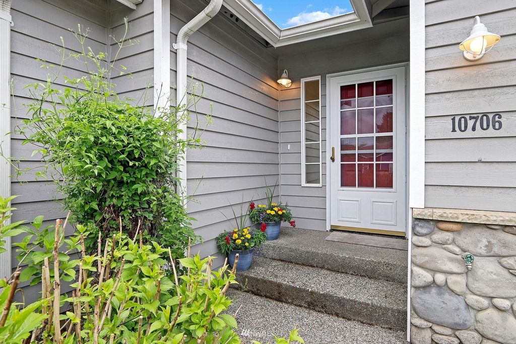 Photo of 10706 59TH Drive NE, Marysville, WA 98270 (MLS # 1943424)