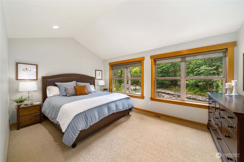 listing image 9364556726712743399