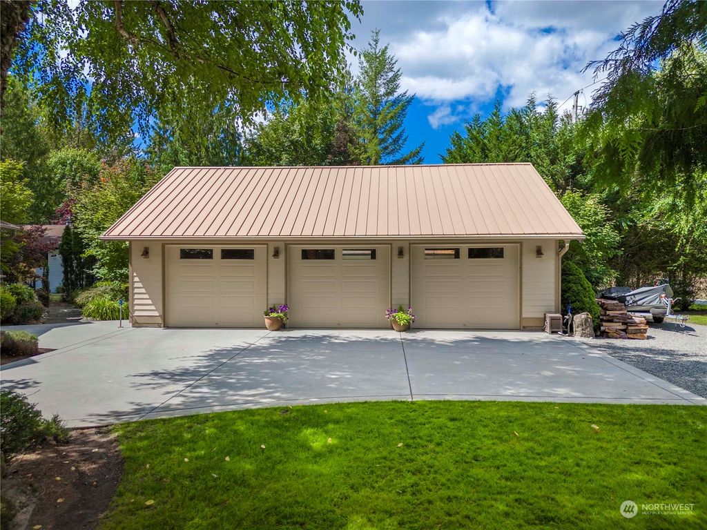 listing image 9362314423089340482