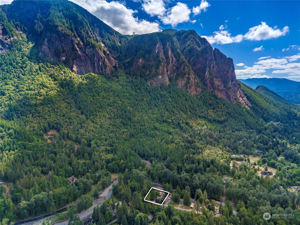 listing image 9361132482764983382