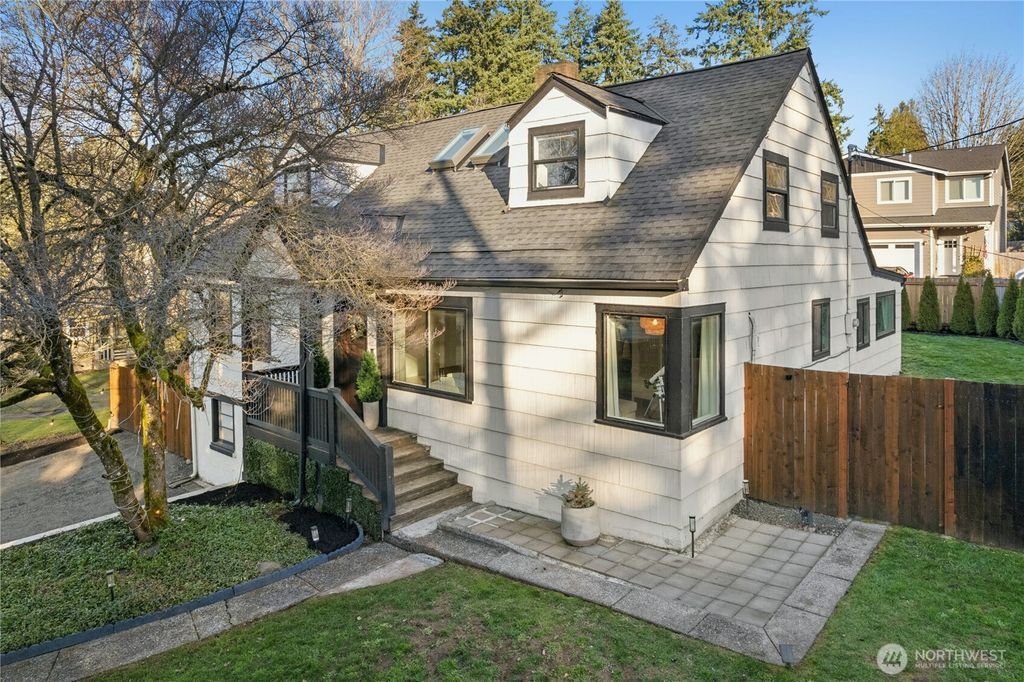 Photo of 1902 12th Avenue, Milton, WA 98354 (MLS # 2469798)