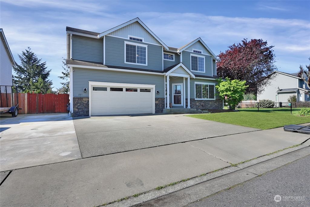 Photo of 221 Elise Lane, Pacific, WA 98047 (MLS # 2068187)