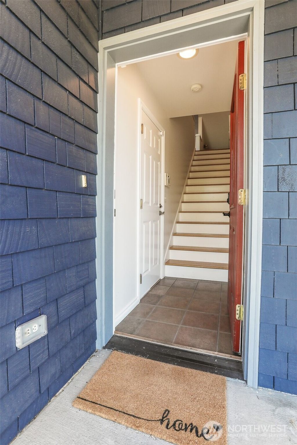 Photo of 4318 Phinney Avenue N #B, Seattle, WA 98103 (MLS # 2416095)
