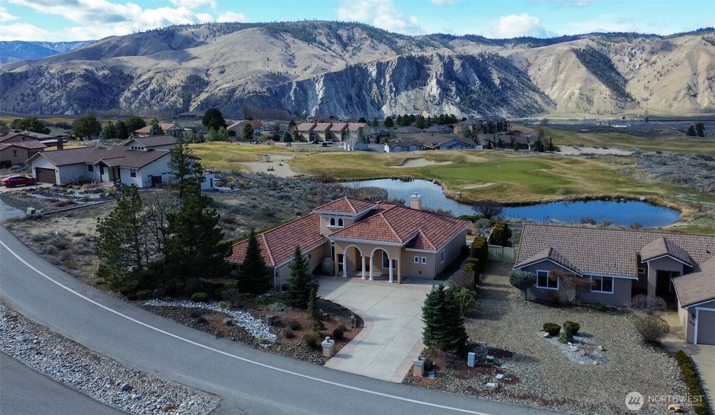 Photo of 502 Desert Canyon Boulevard, Orondo, WA 98843 (MLS # 2471845)