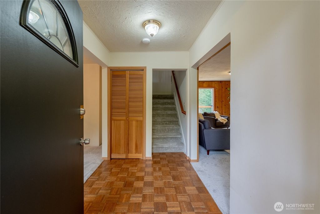 Photo of 20006 68th Avenue NE, Kenmore, WA 98028 (MLS # 2501644)