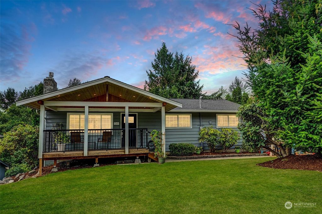 Photo of 12451 169th Avenue SE, Renton, WA 98059 (MLS # 2277113)