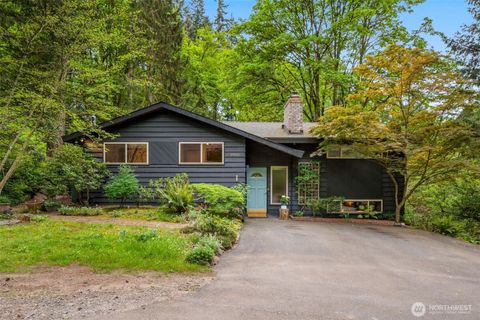 Photo of 19207 40th Place NE, Lake Forest Park, WA 98155 (MLS # 2519098)