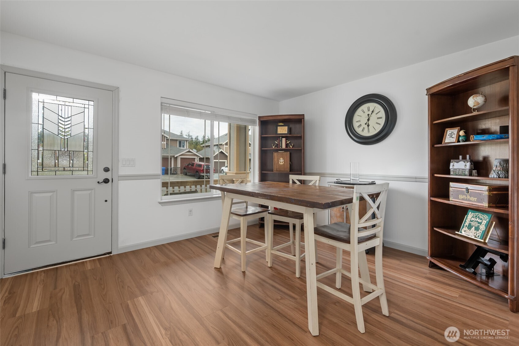 1077 NW Longview Drive