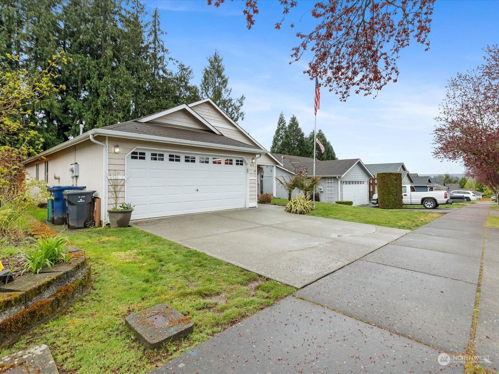 Photo of 6414 105th Street NE, Marysville, WA 98270 (MLS # 2210166)
