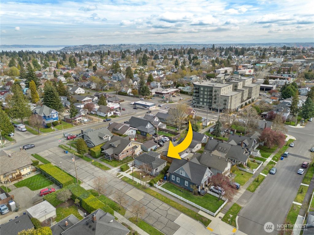 Photo of 613 S Lawrence Street, Tacoma, WA 98405 (MLS # 2503271)