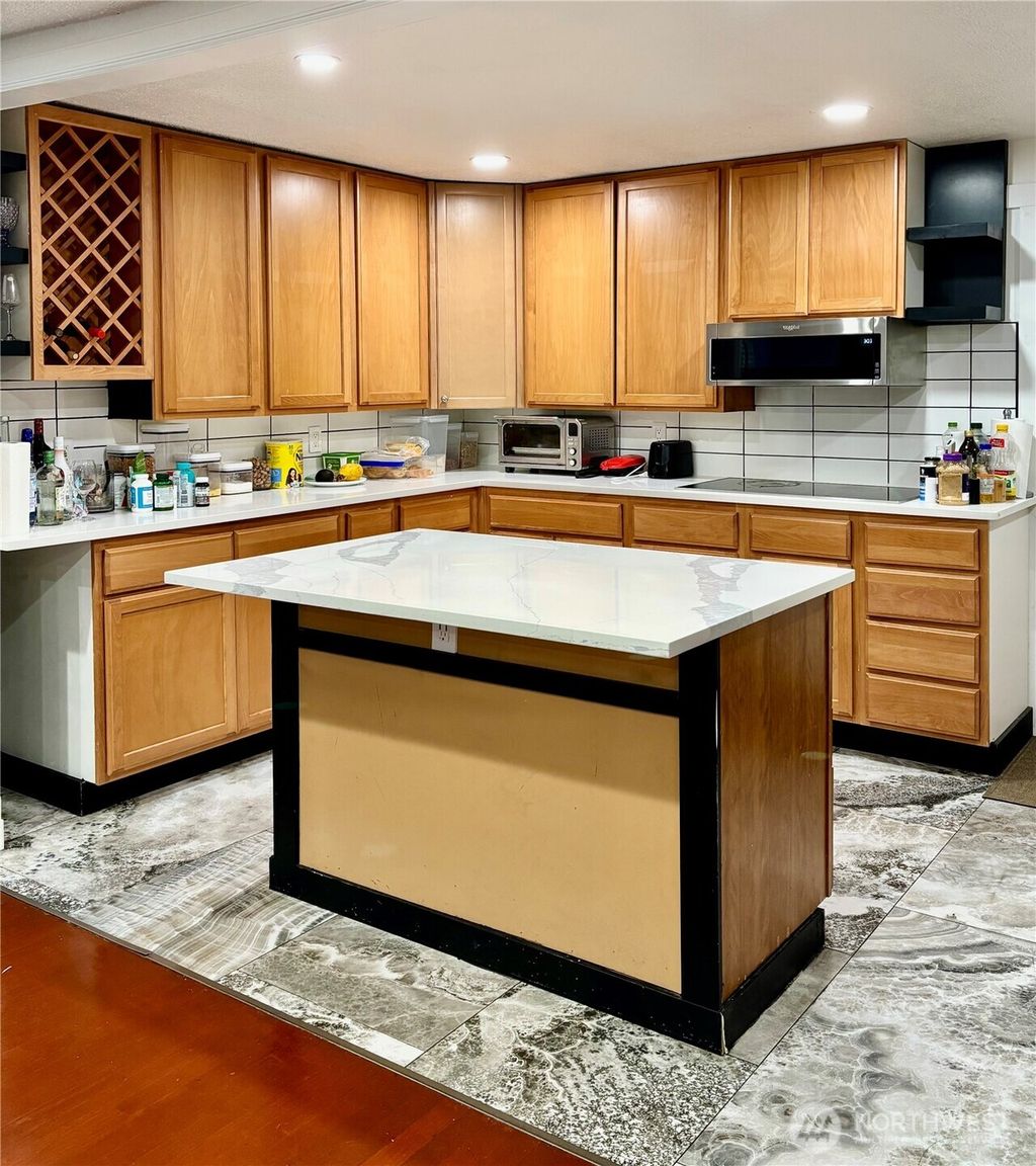 Photo of 12221 94th Place NE, Kirkland, WA 98034 (MLS # 2443803)