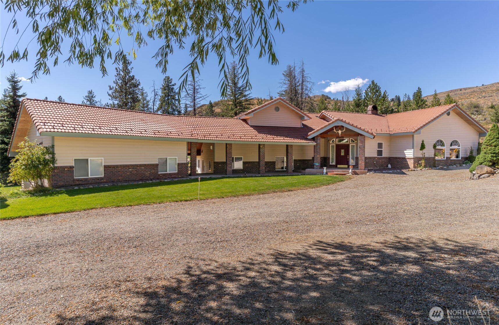 572 W Chewuch Road