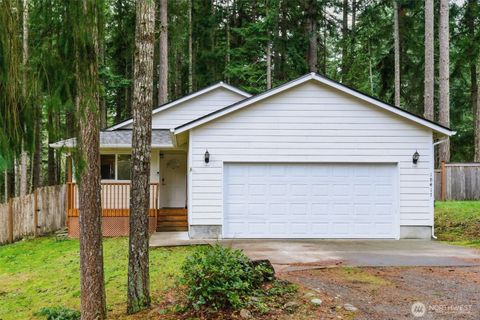 Photo of 18417 Blue Hills Loop SE, Yelm, WA 98597 (MLS # 2459267)