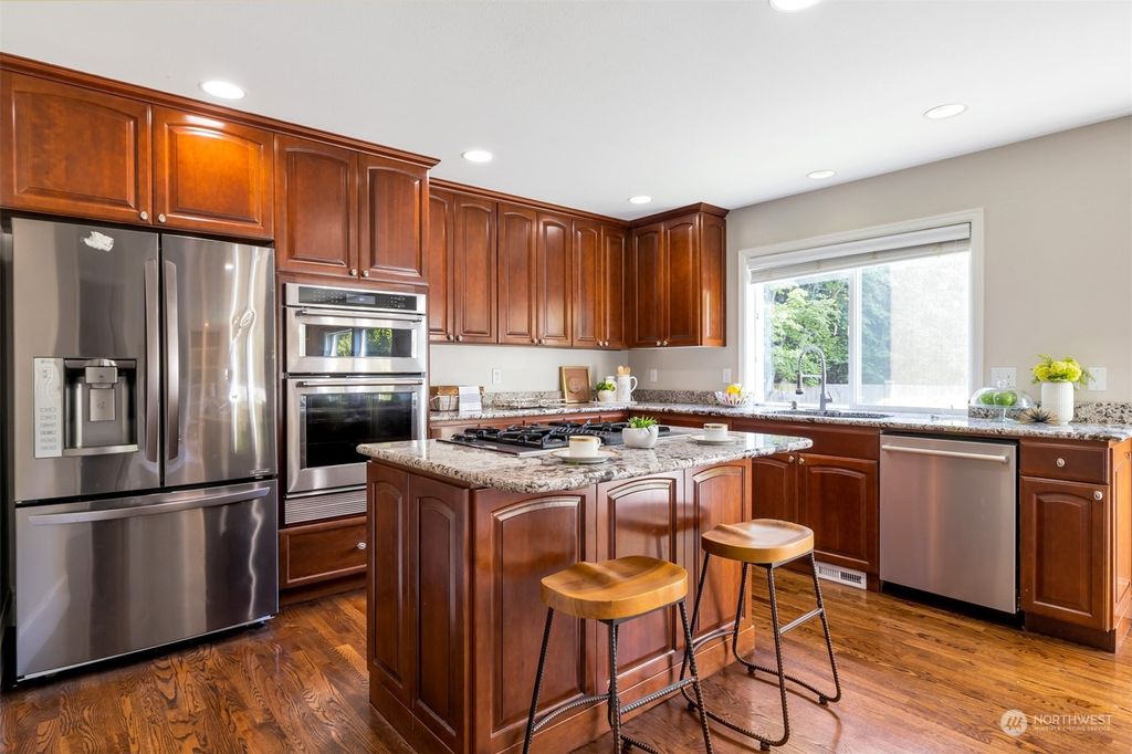 Photo of 24136 SE 1st Court, Sammamish, WA 98074 (MLS # 2142354)