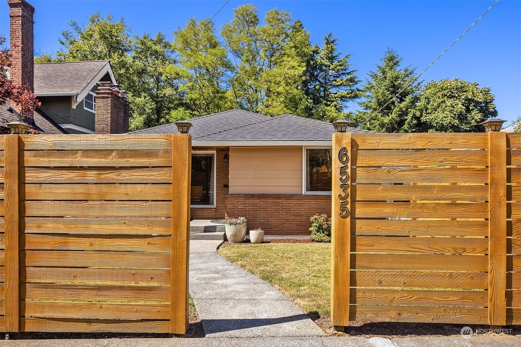 Photo of 6535 Fauntleroy Way SW, Seattle, WA 98136 (MLS # 2250251)