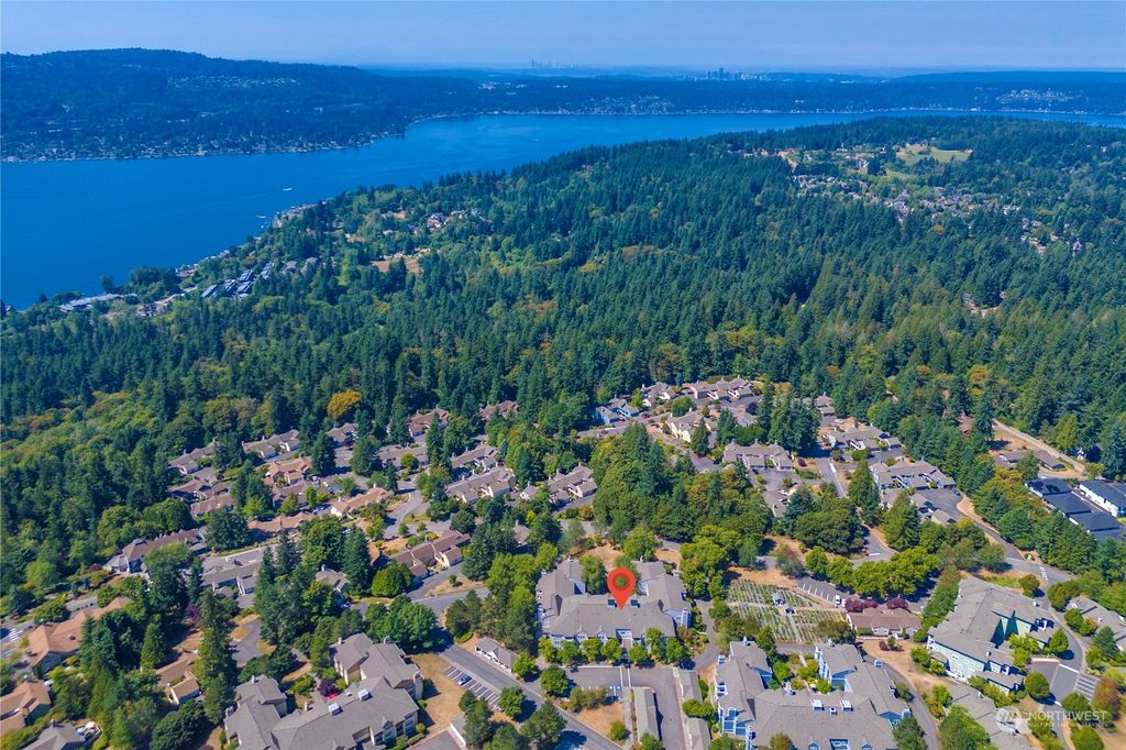 Photo of 3941 226th Place SE #304, Issaquah, WA 98029 (MLS # 2152065)