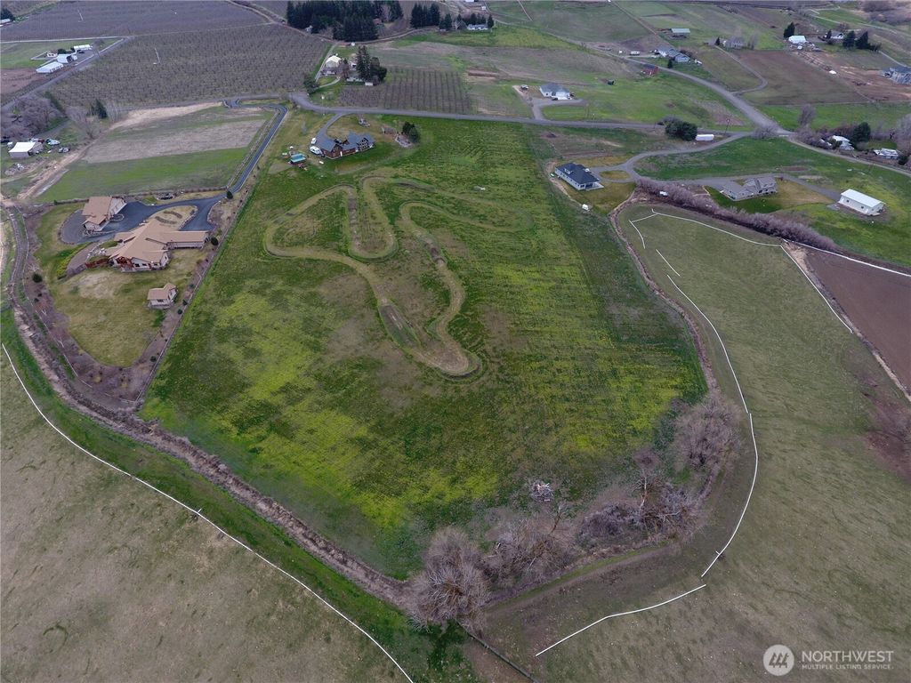 Photo of 1201 Orchard Road Rd, Ellensburg, WA 98926 (MLS # 2509091)