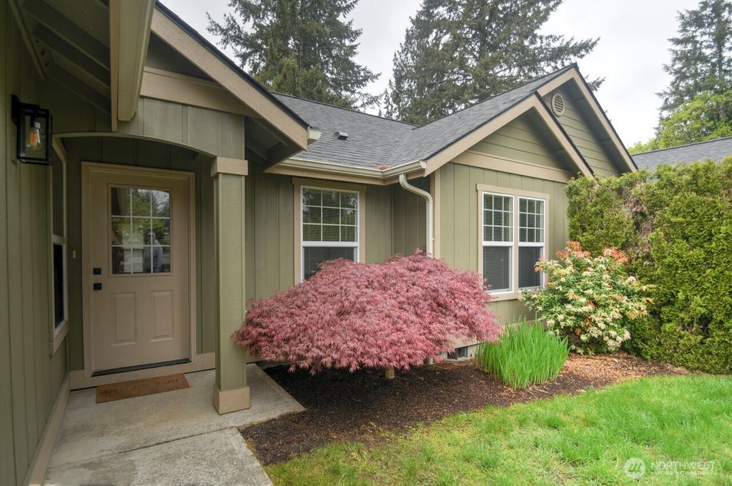 Photo of 265 SE Valley View Way, Chehalis, WA 98532 (MLS # 2509400)