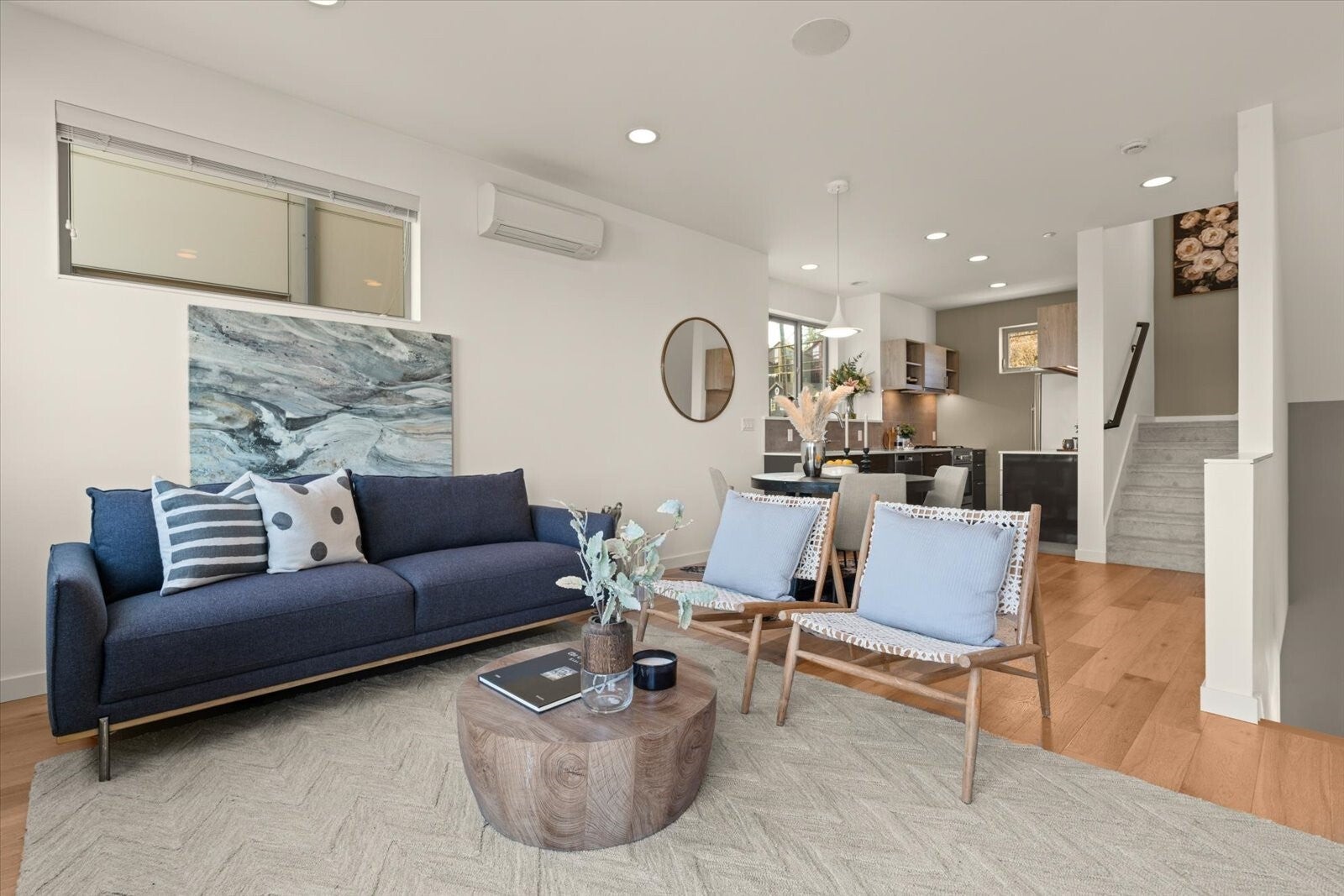 4052 30th Avenue SW