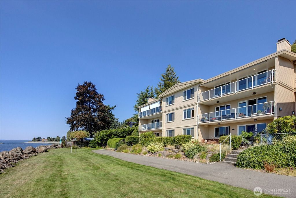 Photo of 10203 47th Avenue SW #A302, Seattle, WA 98146 (MLS # 2425992)
