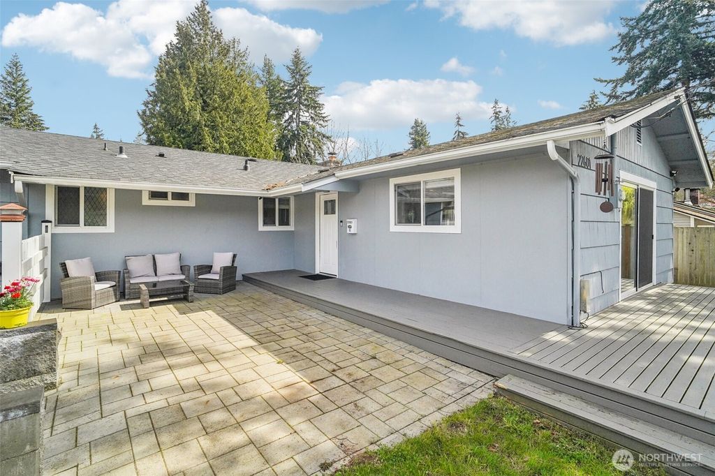 Photo of 22601 60th Avenue W, Mountlake Terrace, WA 98043 (MLS # 2356217)