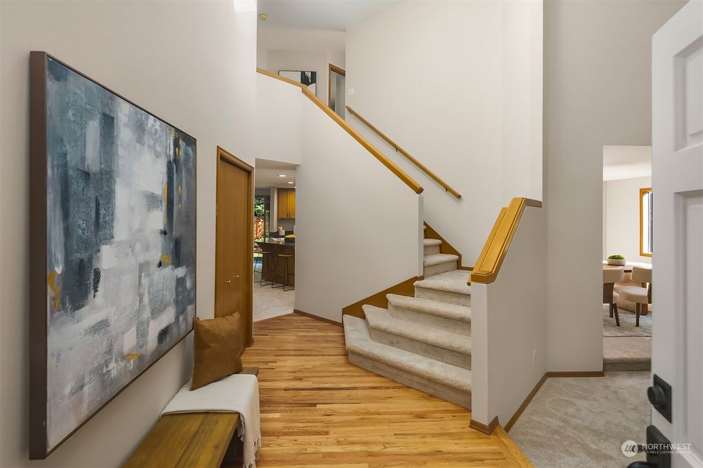 Photo of 4058 240th Place SE, Sammamish, WA 98029 (MLS # 2170250)