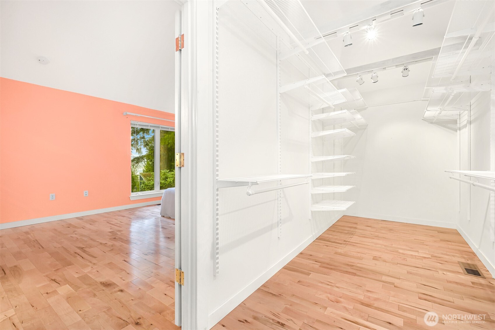 Bellingham, Washington 98229, United States, 3 Bedrooms Bedrooms, ,3 BathroomsBathrooms,Residential,Active,111211