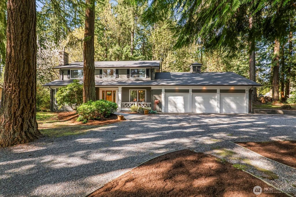 Photo of 16009 161st Avenue NE, Woodinville, WA 98072 (MLS # 2355750)