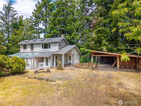 Photo of 230 E Stavis Road, Shelton, WA 98584 (MLS # 2394566) Photo of 230 E Stavis Road, Shelton, WA 98584 (MLS # 2394566)