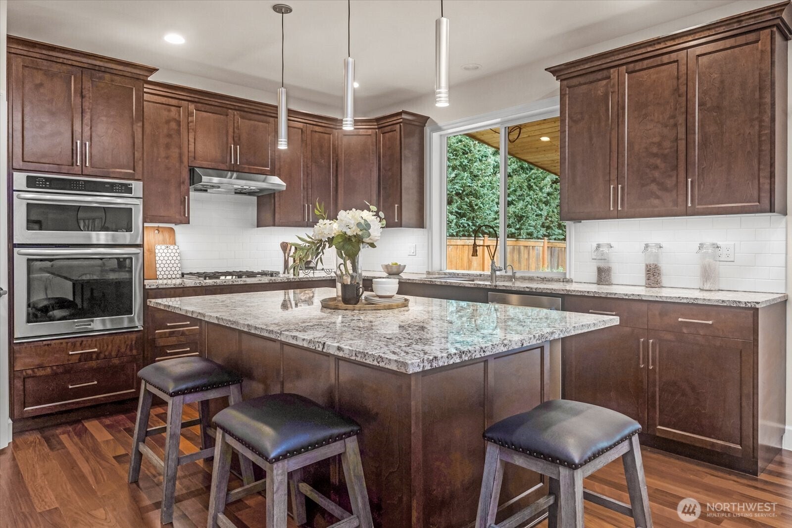 Lynnwood, Washington, 98087, United States, 4 Bedrooms Bedrooms, ,3 BathroomsBathrooms,Residential,Active,2037572