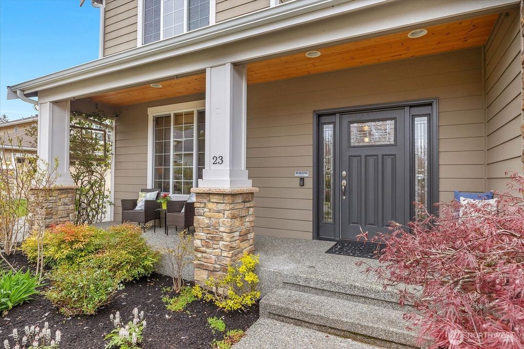 Photo of 23 148th Place SW, Lynnwood, WA 98087 (MLS # 2506232)