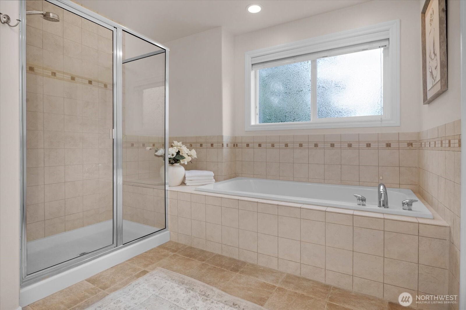 Lynnwood, Washington, 98087, United States, 4 Bedrooms Bedrooms, ,3 BathroomsBathrooms,Residential,Active,2037572