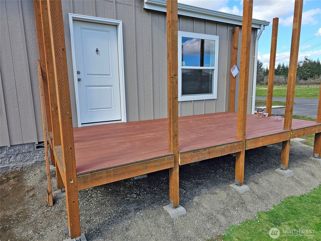 Photo of 18042 Sargent Road SW #1, Rochester, WA 98579 (MLS # 2499144)