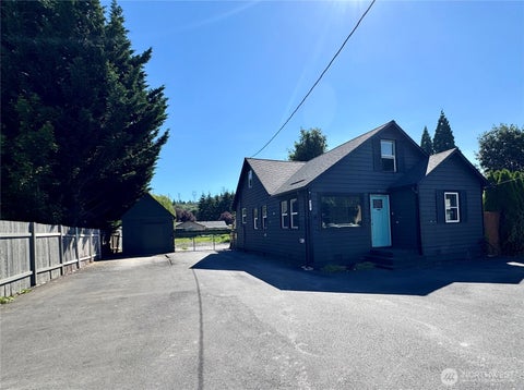 Photo of 4727 Ocean Beach Highway, Longview, WA 98632 (MLS # 2551390)
