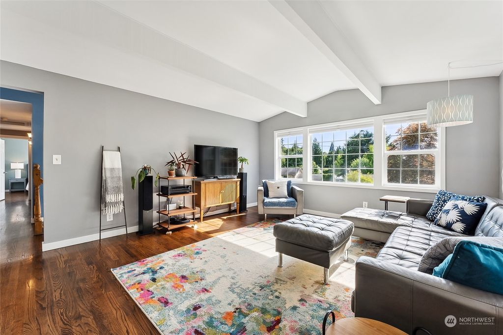 Photo of 17542 6th Place SW, Normandy Park, WA 98166 (MLS # 2228082)
