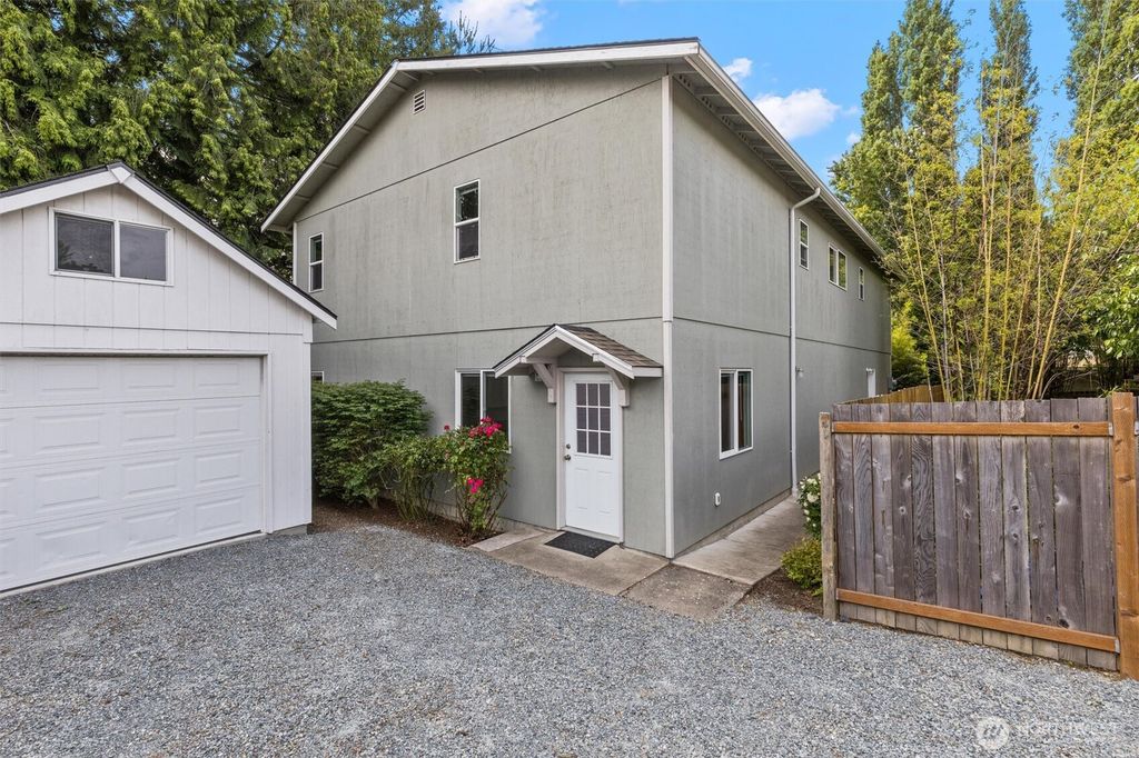 Photo of 7023 16th Avenue Ave SW, Seattle, WA 98106 (MLS # 2396536)