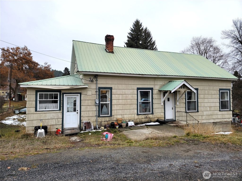 Photo of 166 N Jefferson, Republic, WA 99166 (MLS # 2460919)